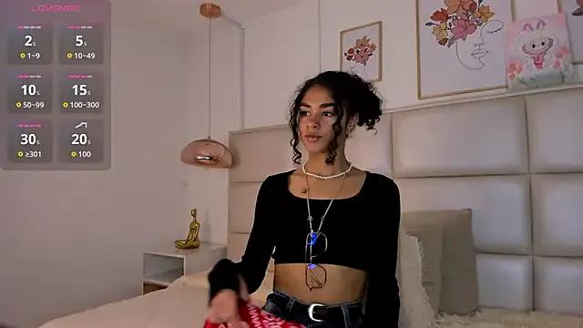 Puffy_Hearts on StripChat 