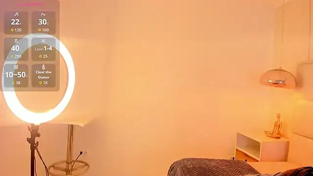 Puffy_Hearts on StripChat 