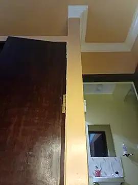 queennapal on StripChat 