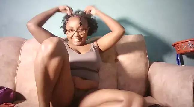 Queenxqu on StripChat 