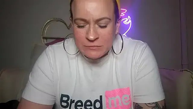 quinnmariexo on StripChat