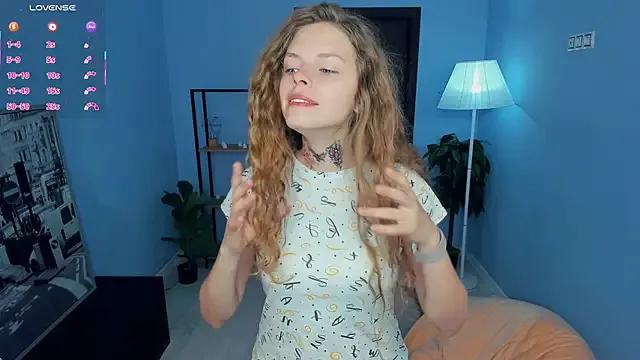 RayaNenlia on StripChat 