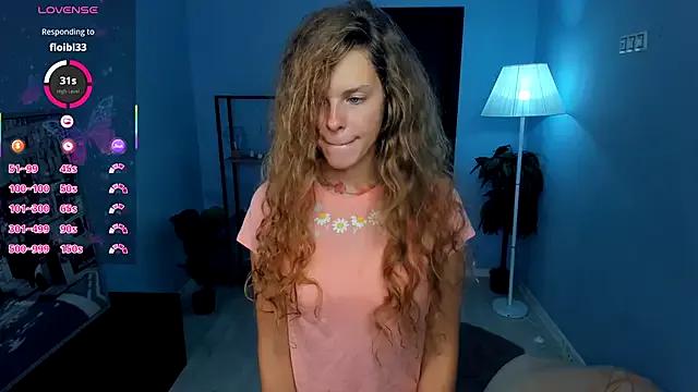 RayaNenlia on StripChat 