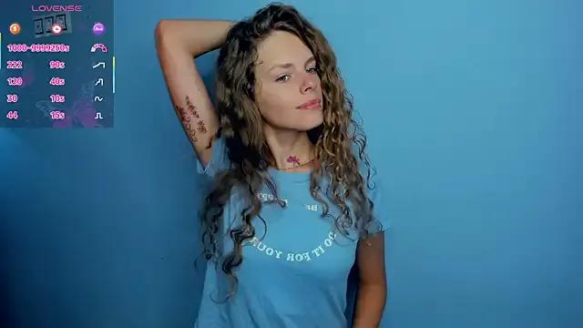 RayaNenlia on StripChat 