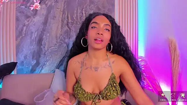 SarahLynn7 on StripChat 