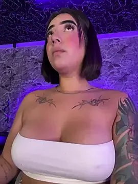 Scarlett-LS on StripChat