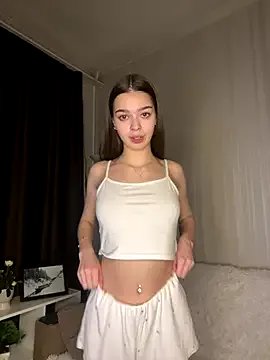 SkylineBliss on StripChat