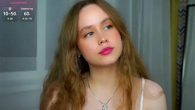 SusannaScholler on StripChat 