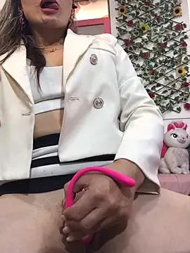 sweetfantasyy69 on StripChat 