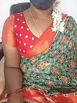 Tamil-hotwife on StripChat