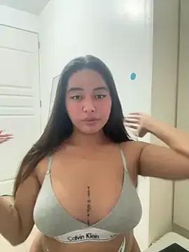 urasianlady — im broke ur horny lets help each other