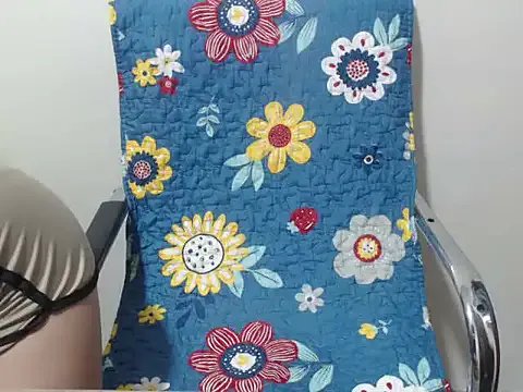 Wet_oliviaxxx on StripChat