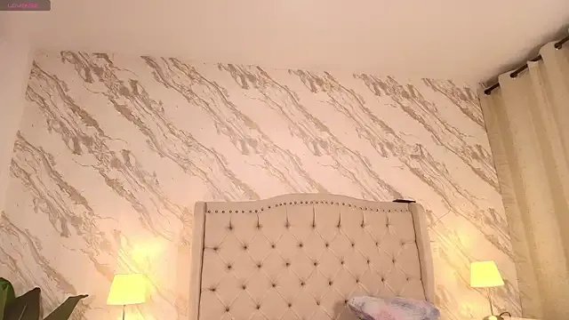 Yuliana-ambell on StripChat